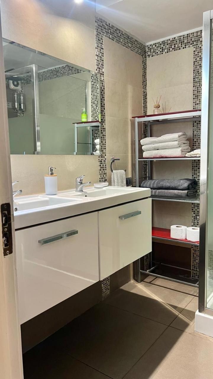 Apartamento Departamento Providencia Frente A Costanera Center Santiago